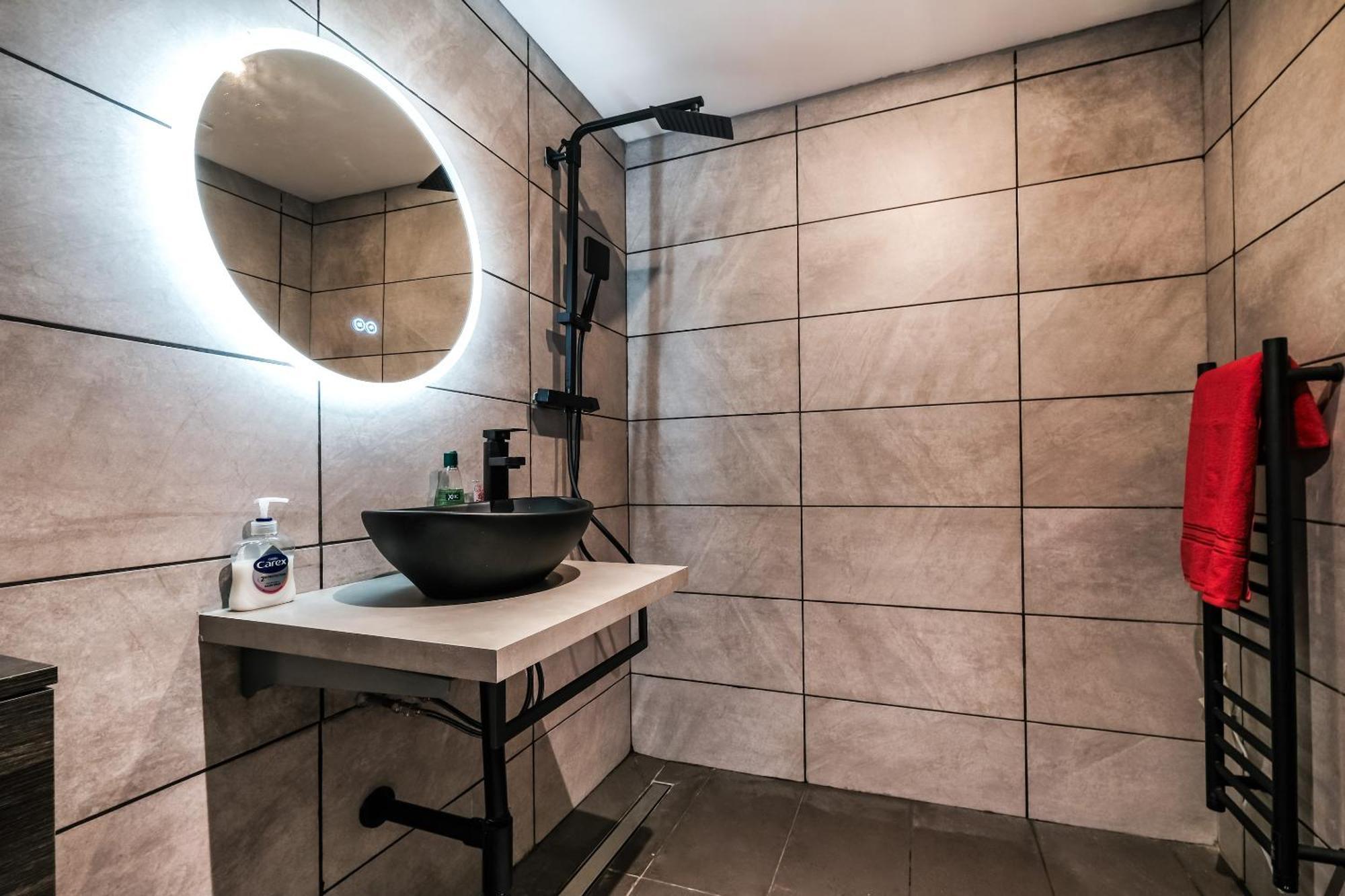 Spacious Apartment In Piccadilly Sleep 6 Vrb London Eksteriør billede